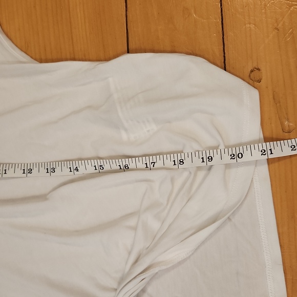 Forever 21 • knot top | S - Picture 6 of 8